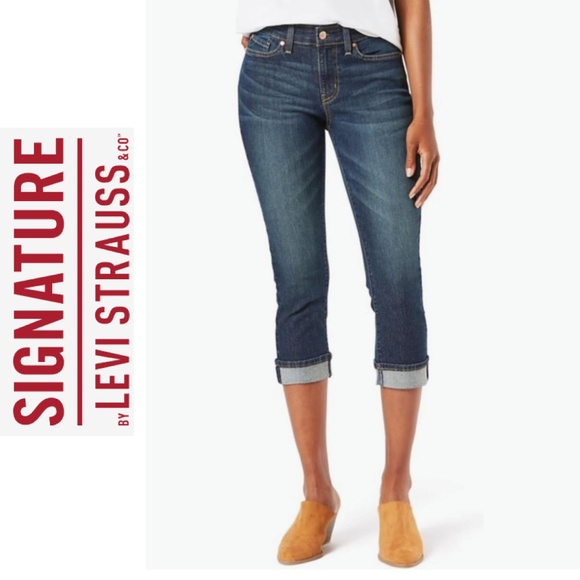Levi Strauss & Co. Mid-Rise Slim Fit Capris | Size: 6 - Picture 1 of 12